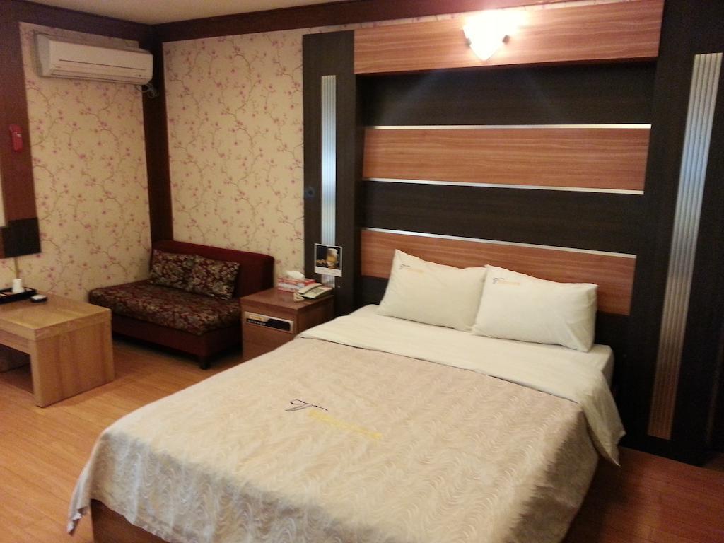 Valentine Hotel Kōyō Exterior foto